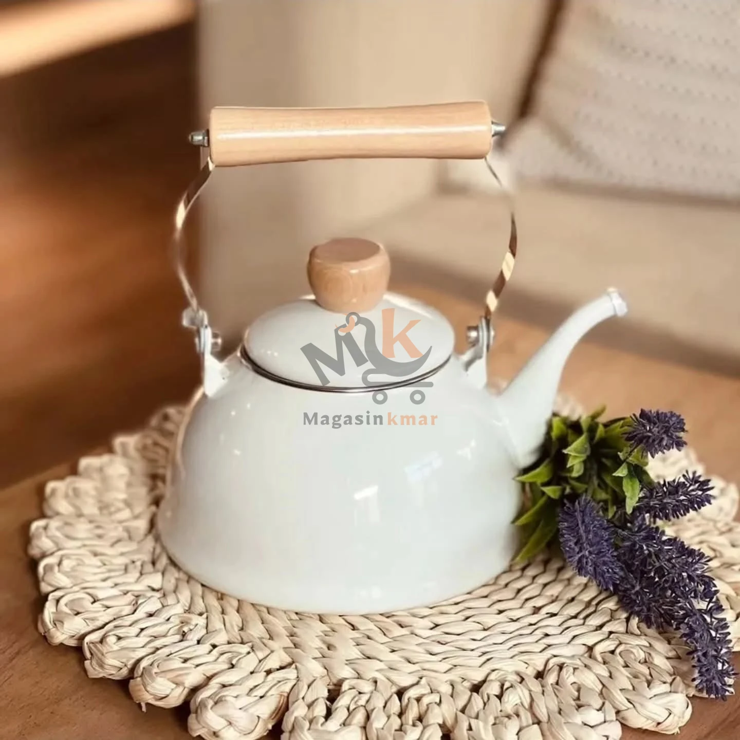 Théière émaillée blanche 1.5 L en métal – Style traditionnel et résistance thermique