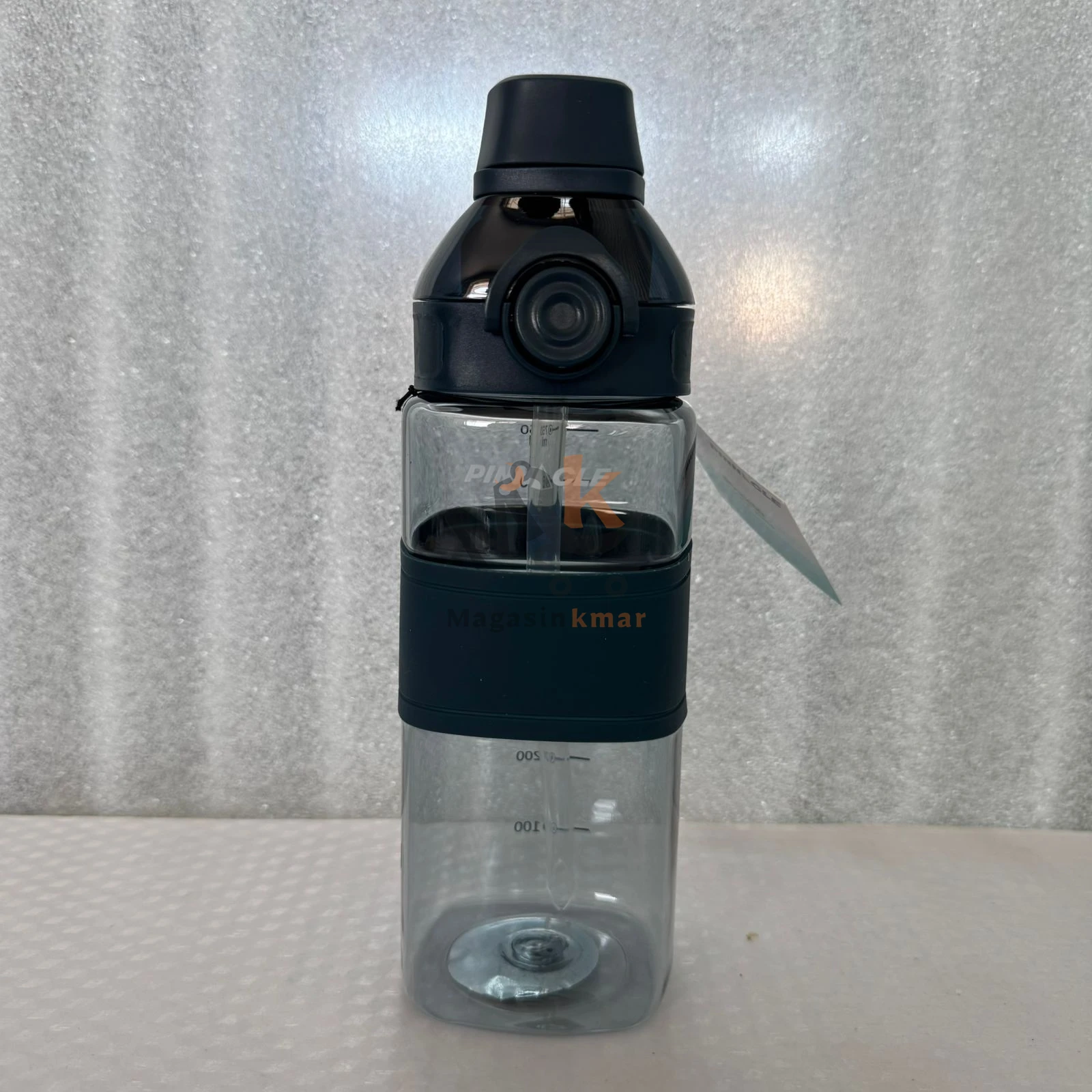 Bouteille d’eau en plastique alimentaire 1 L