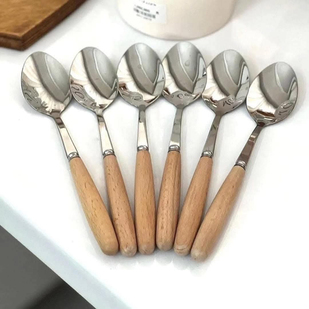 Lot de 6 couverts avec manche en bois – Cuillères, fourchettes et couteaux
