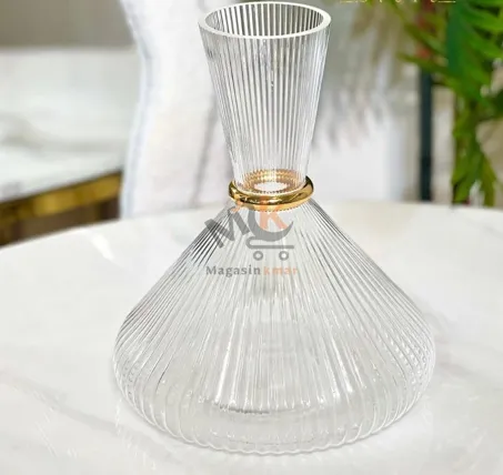 Carafe transparent en verre