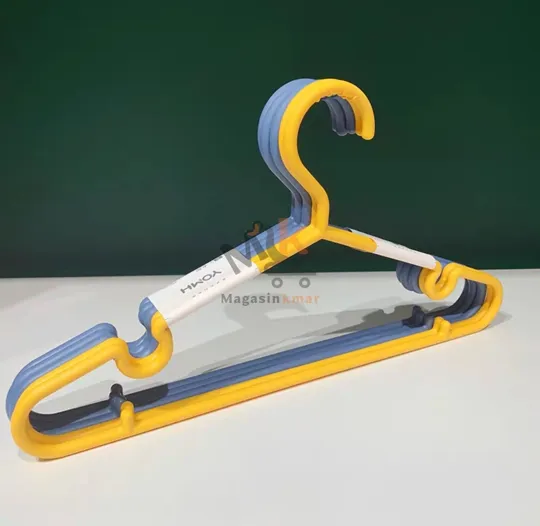 Set de 5 cintres en plastique 41 cm